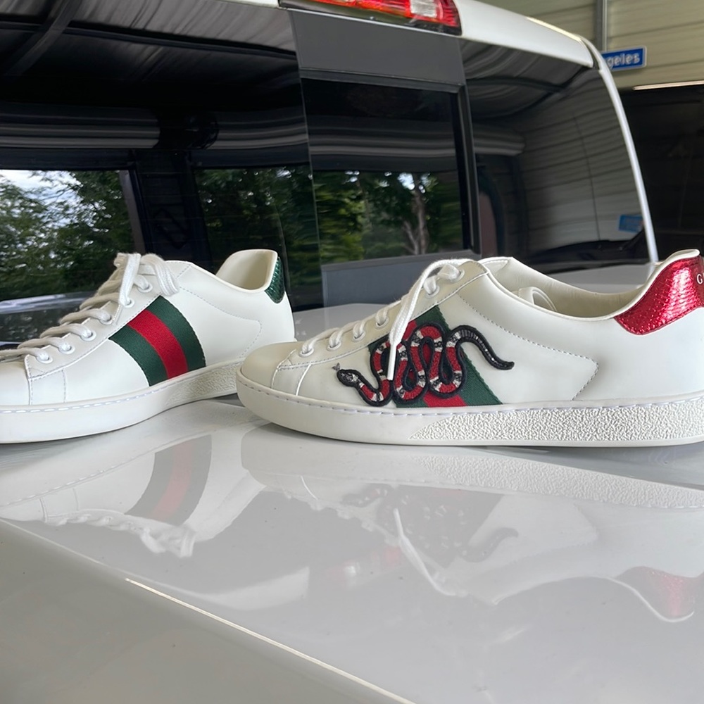 USED GUCCI SHOES SNAKE